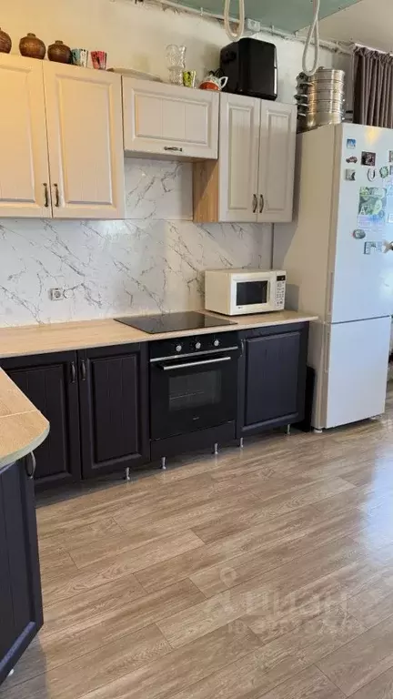 Дом в Самарская область, Красный Яр с/пос, с. Белозерки ул. Лазарева, ... - Фото 1