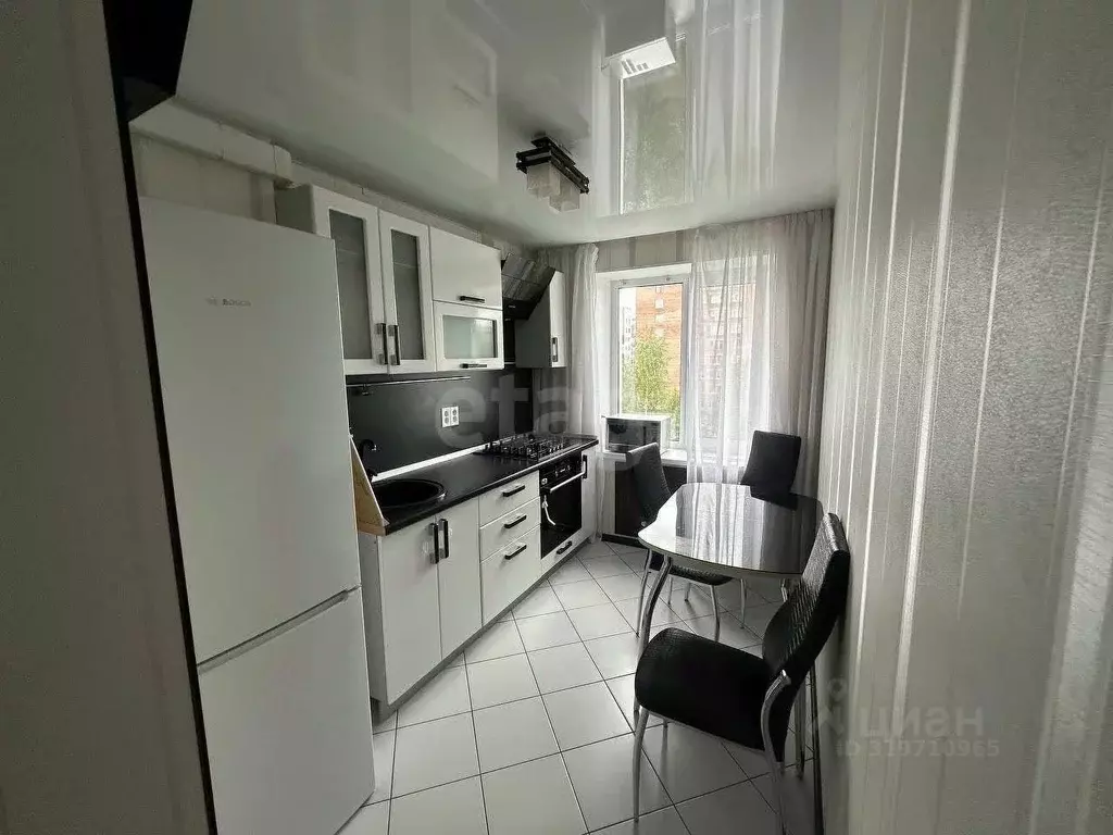 2-к кв. Коми, Ухта проезд Строителей, 13 (49.0 м) - Фото 0