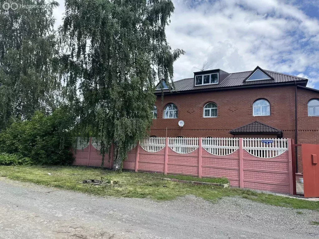 Дом в Нижний Тагил, Волгоградская улица, 9 (423.3 м) - Фото 1