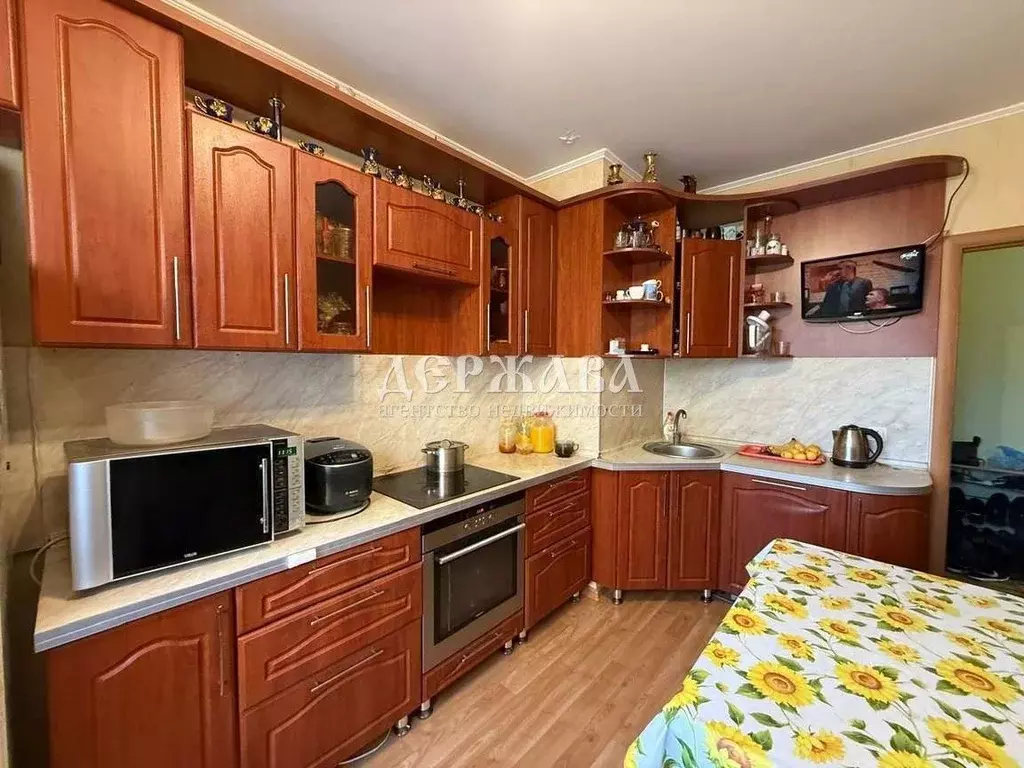 3-к кв. Белгородская область, Старый Оскол Солнечный мкр, 6А (63.1 м) - Фото 1