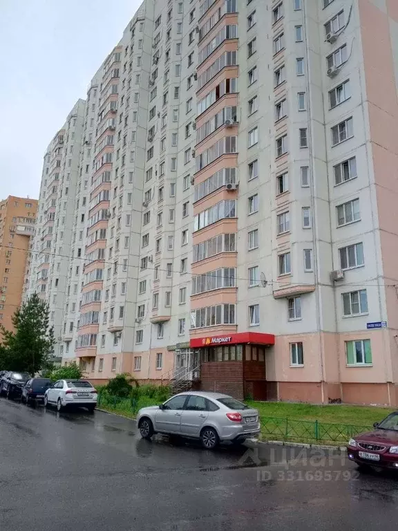 1-к кв. Курская область, Курск просп. Победы, 22 (37.0 м) - Фото 1