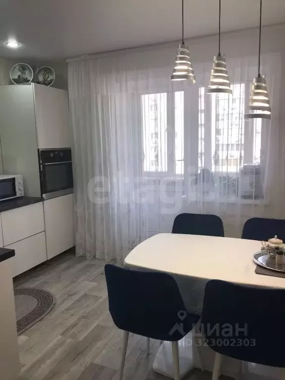 2-к кв. Волгоградская область, Волгоград Днестровская ул., 14 (62.2 м) - Фото 1