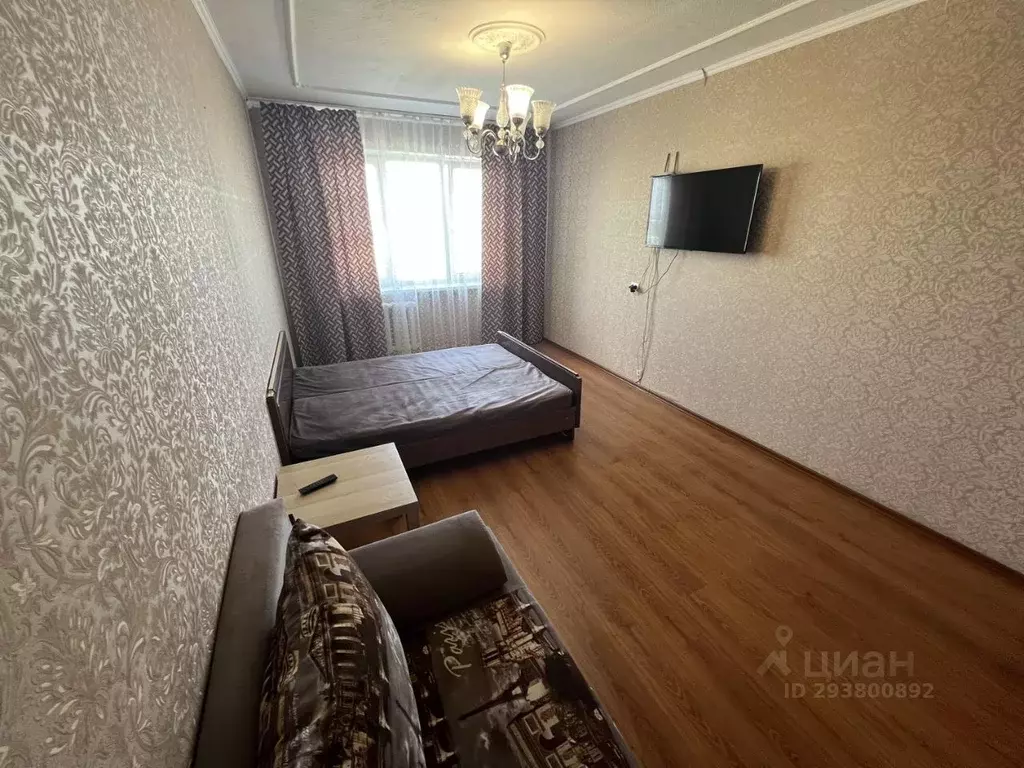 2-к кв. Курганская область, Курган ул. Бурова-Петрова, 96Гк1 (65.0 м) - Фото 1