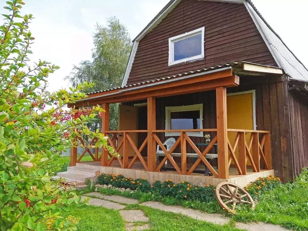 Дом в Пермский край, пос. Ильинский ул. Набережная (70 м) - Фото 1