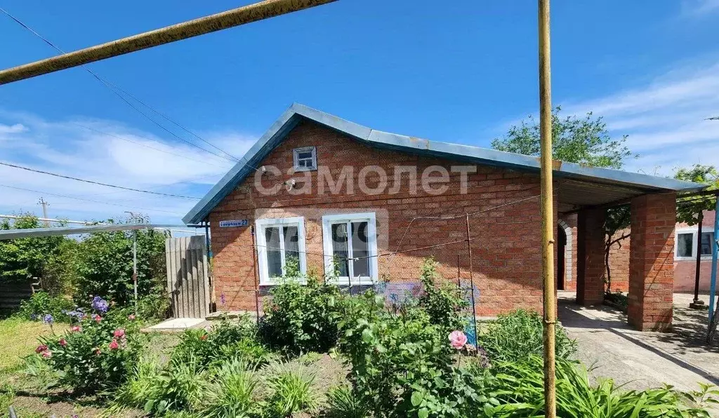 Дом в Краснодарский край, Брюховецкий район, Батуринское с/пос, ... - Фото 1