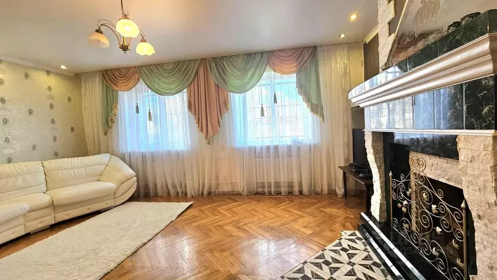 Коттедж в Воронежская область, Воронеж ул. Карпинского, 64 (259 м) - Фото 1