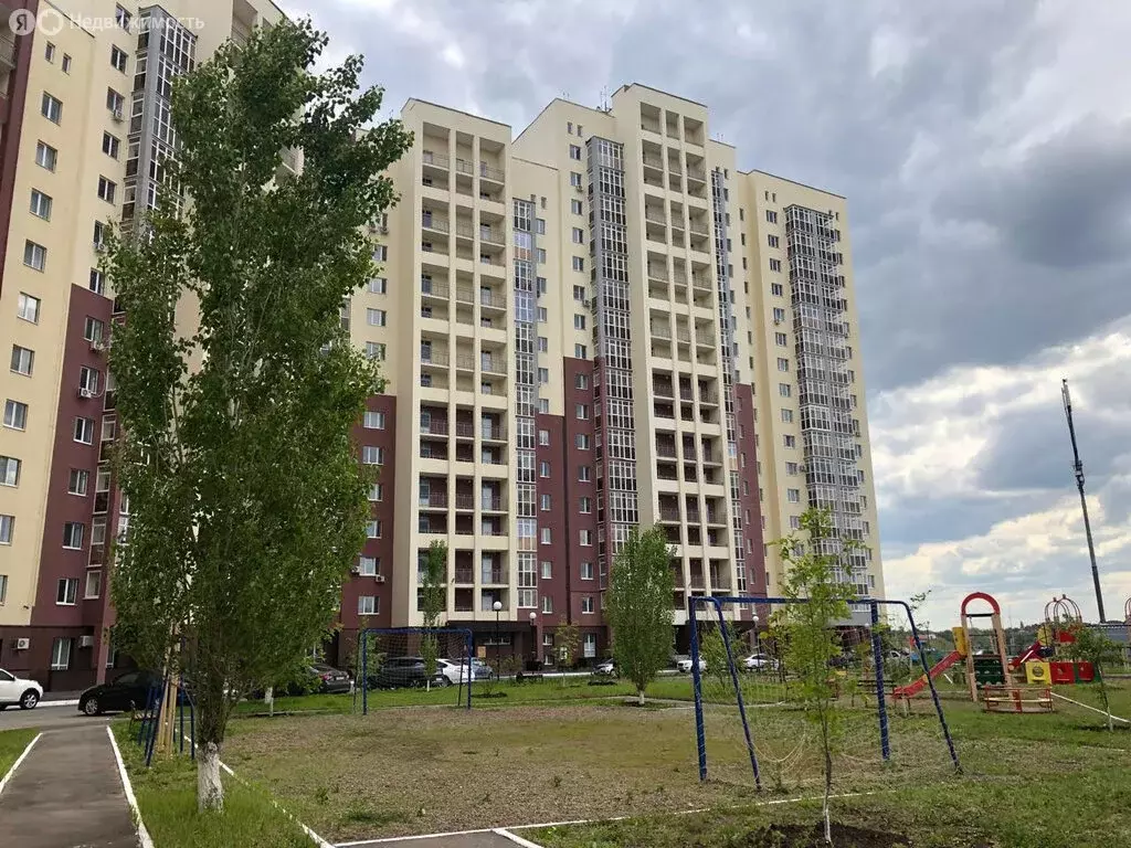 3-комнатная квартира: Оренбург, Уральская улица, 2Д (92 м) - Фото 0