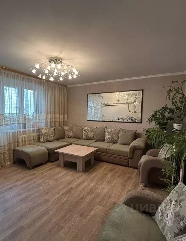 2-к кв. Тюменская область, Тюмень Солнечный проезд, 22 (56.76 м) - Фото 1