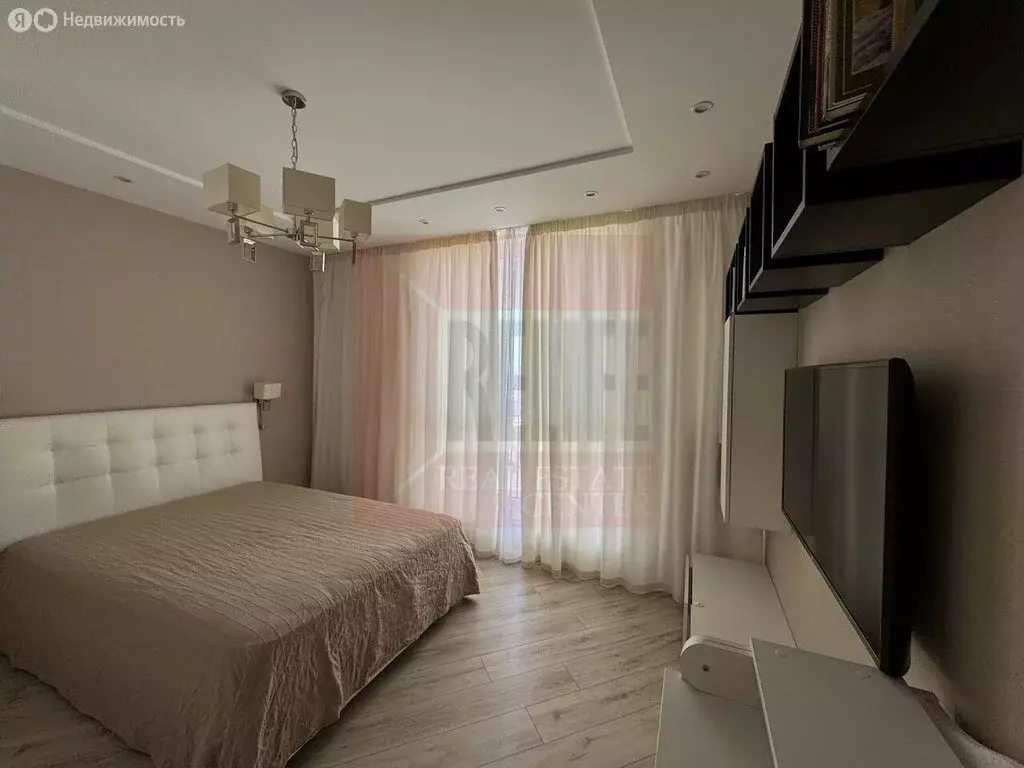 3-комнатная квартира: Калининград, улица Горького, 168А (80.3 м) - Фото 0