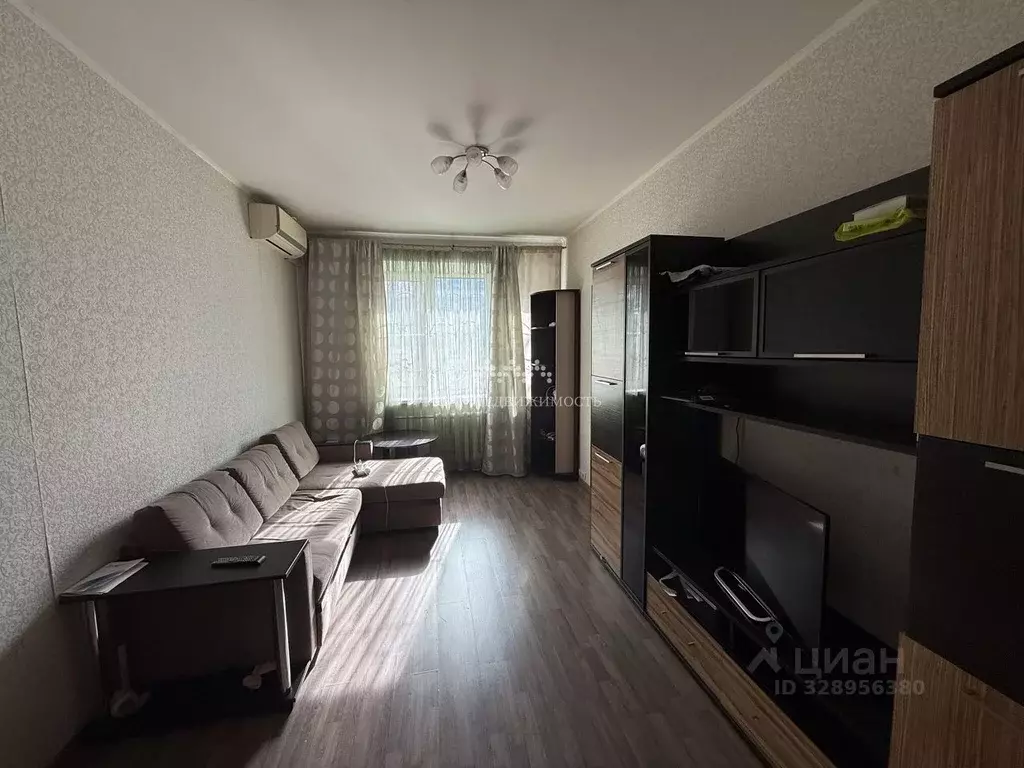 2-к кв. Московская область, Химки Сходня мкр, ул. Чапаева, 5 (45.0 м) - Фото 1