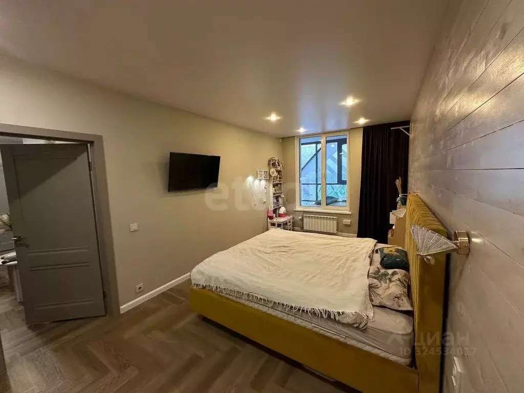 2-к кв. Саха (Якутия), Якутск ул. Жорницкого, 10 (64.9 м) - Фото 1