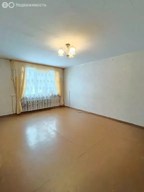 4-комнатная квартира: Туринск, улица Чкалова, 60 (73.7 м) - Фото 2