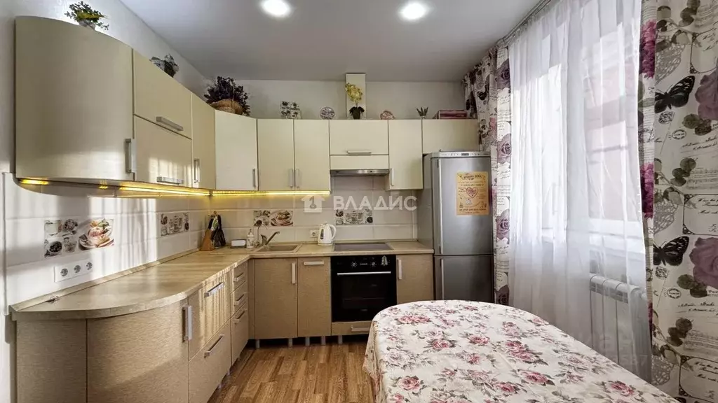 3-к кв. Белгородская область, Старый Оскол Северный мкр, 8 (73.4 м) - Фото 2