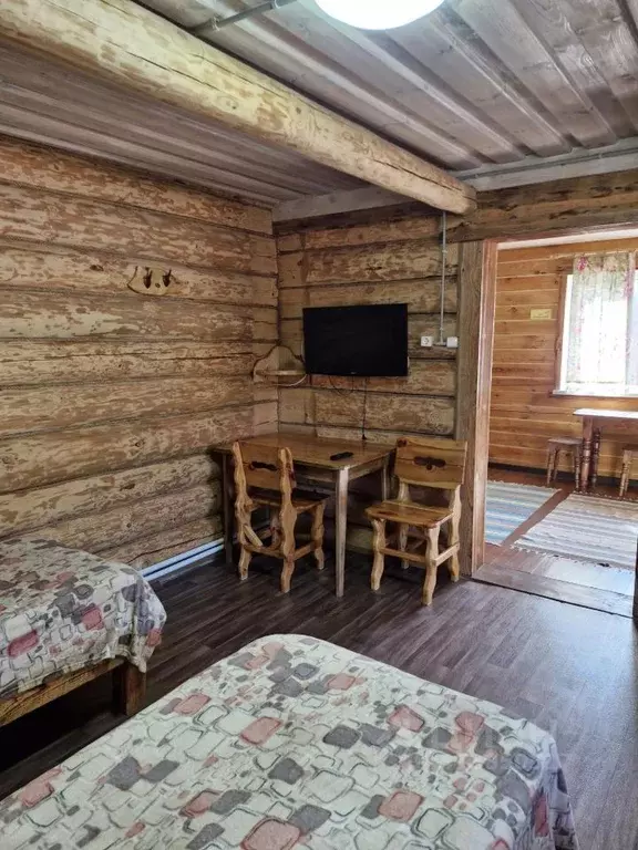 Дом в Алтай, Чемальский район, пос. Усть-Сема ул. Центральная, 2Б (20 ... - Фото 1