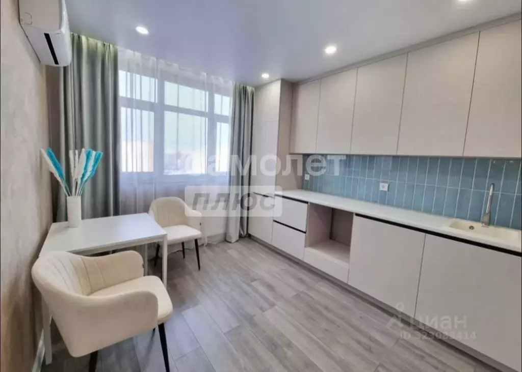 1-к кв. Тюменская область, Тюмень ул. Первооткрывателей, 8 (30.0 м) - Фото 2