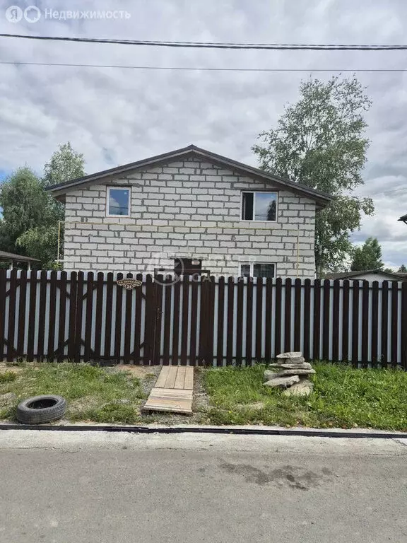 Дом в Каменский сельсовет, эко-посёлок Скандинавия, 3-й переулок, 24 ... - Фото 0