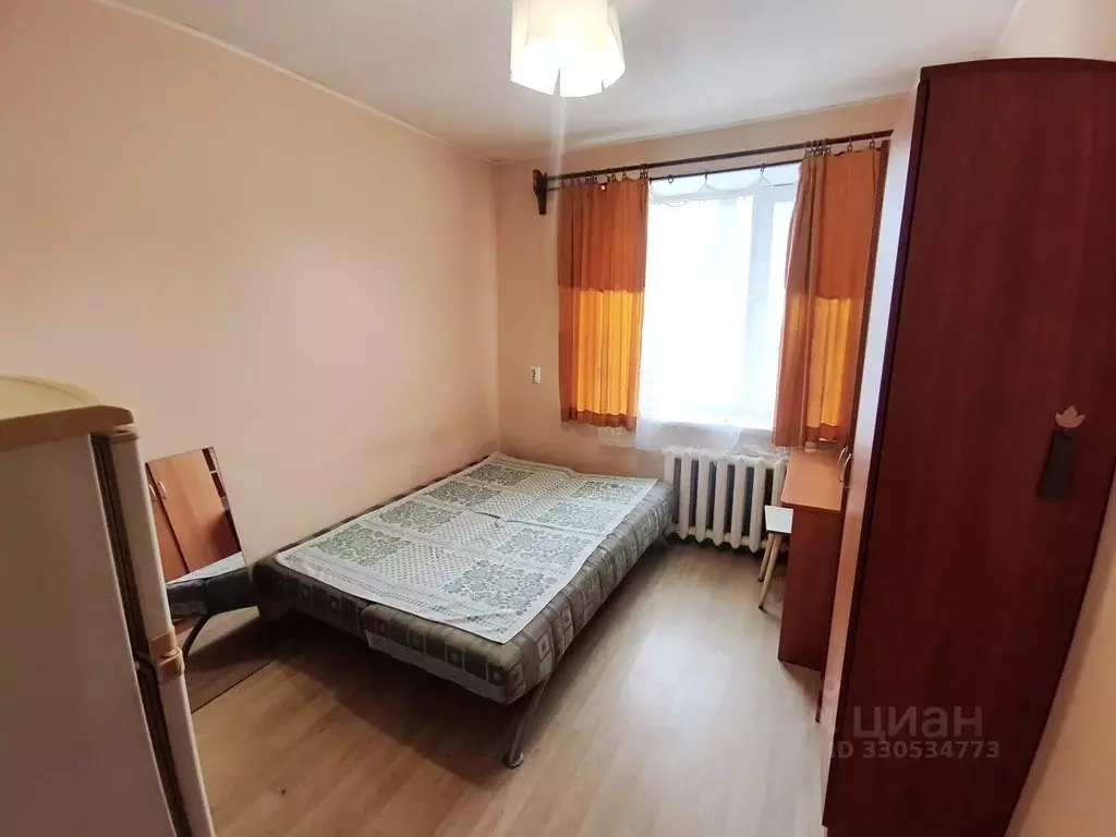 Комната Свердловская область, Екатеринбург просп. Орджоникидзе, 12 - Фото 1