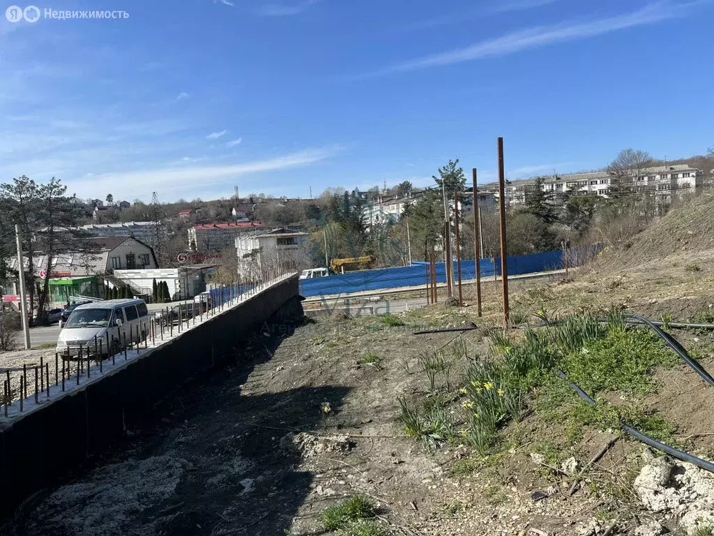 Участок в посёлок городского типа Новомихайловский, улица Мира (9.68 ... - Фото 1