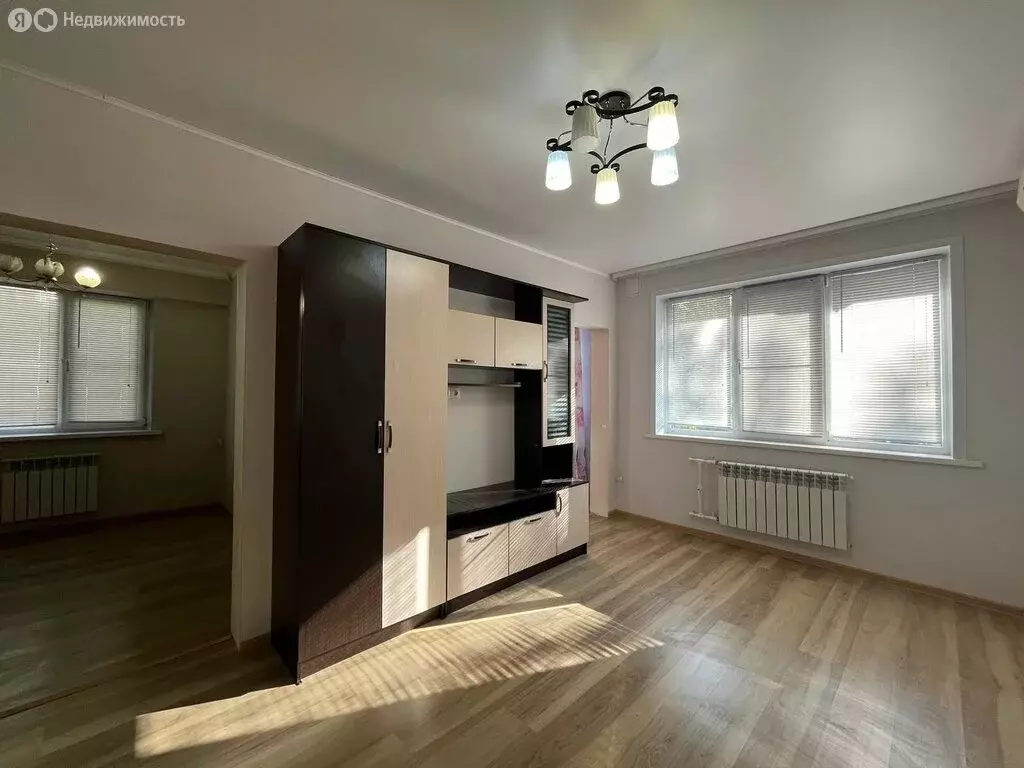 3-комнатная квартира: Астрахань, 2-я Игарская улица, 6 (59.4 м) - Фото 2