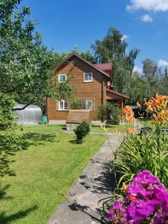 Дом в Ленинградская область, Кировское городское поселение, Беляевский ... - Фото 1