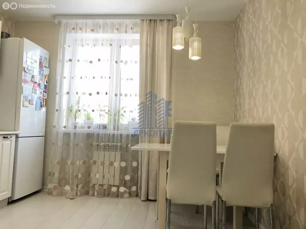 2-комнатная квартира: Новочебоксарск, улица Воинов-Интернационалистов, ... - Фото 2