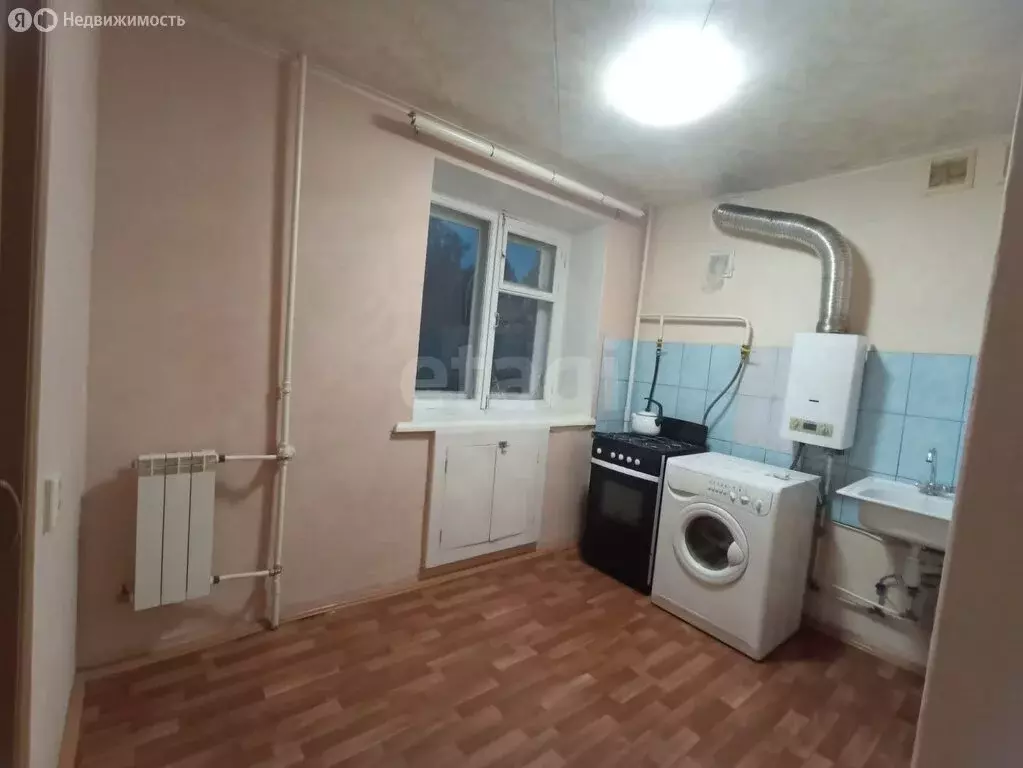 2-комнатная квартира: Нижний Тагил, Азовская улица, 4 (40.5 м) - Фото 0