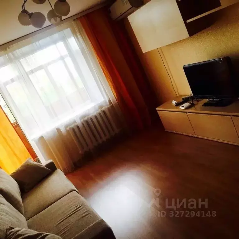 2-к кв. Башкортостан, Уфа Российская ул., 108 (70.0 м) - Фото 1