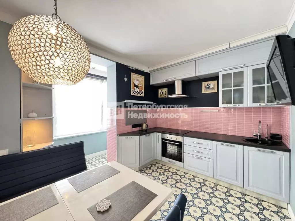 2-к кв. Санкт-Петербург Кременчугская ул., 9К2 (66.5 м) - Фото 1