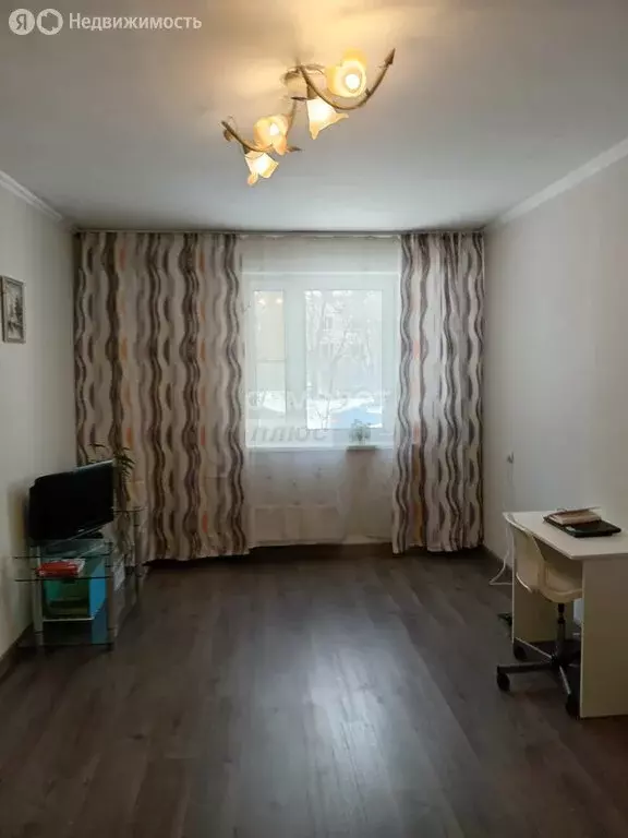 3-комнатная квартира: Москва, улица Авиаторов, 10 (72.9 м) - Фото 1