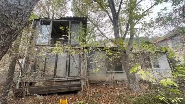 Дом в Ставропольский край, Кисловодск городской округ, пос. ... - Фото 1