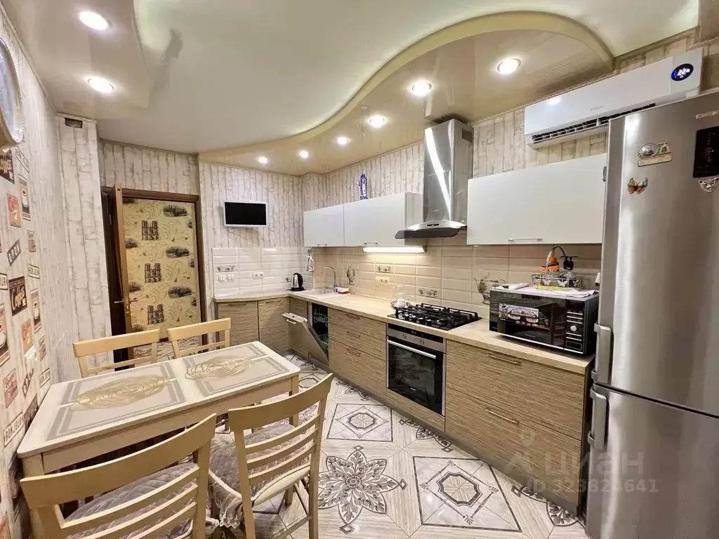 3-к кв. Краснодарский край, Геленджик 5-й мкр, пер. Сосновый, 3 (68.0 ... - Фото 2