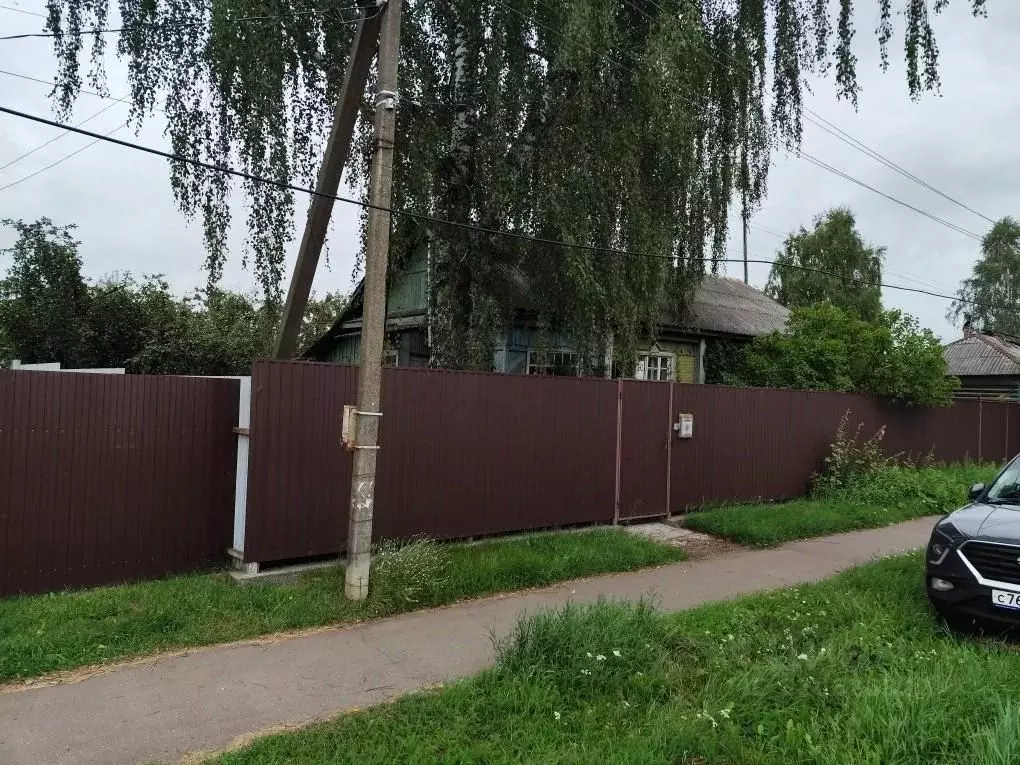 Дом в Калужская область, Жуковский район, с. Высокиничи ул. Александра ... - Фото 2
