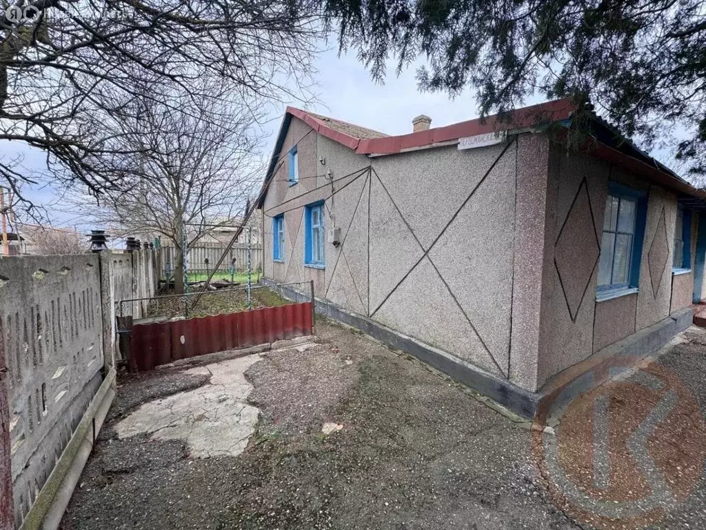 Участок в село Молочное, Первомайская улица, 9 (14 м) - Фото 1