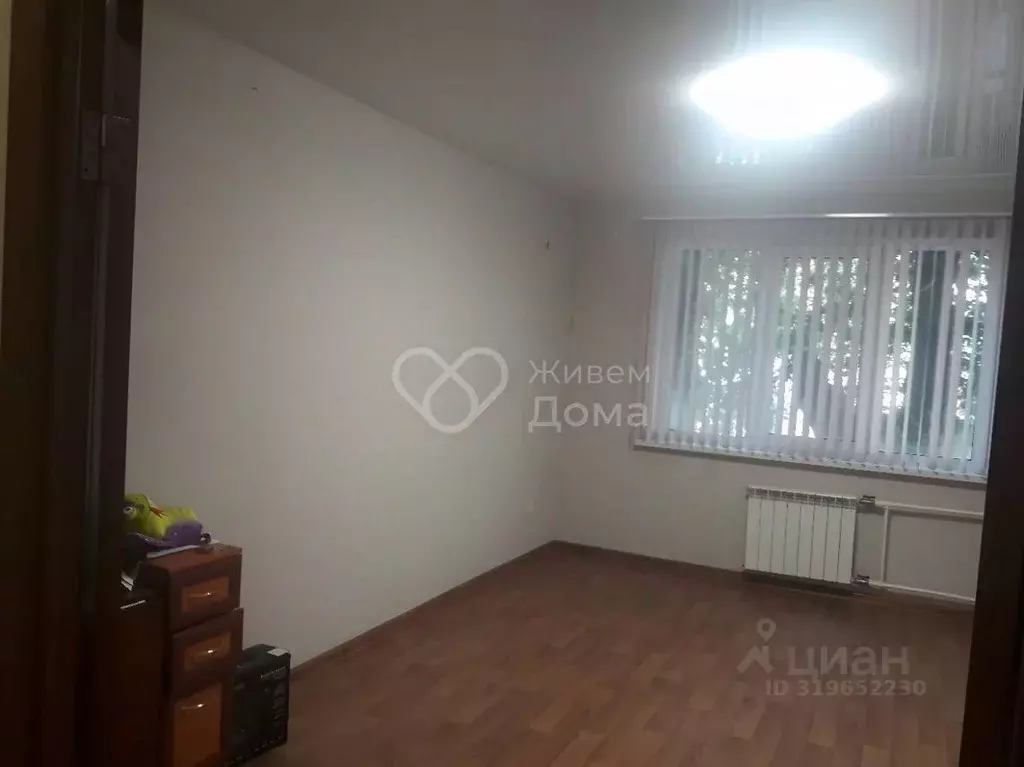 3-к кв. Волгоградская область, Волгоград бул. Энгельса, 16 (65.0 м) - Фото 0