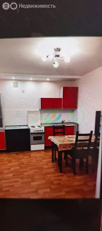 1-комнатная квартира: Омск, улица Степанца, 3 (42 м) - Фото 2