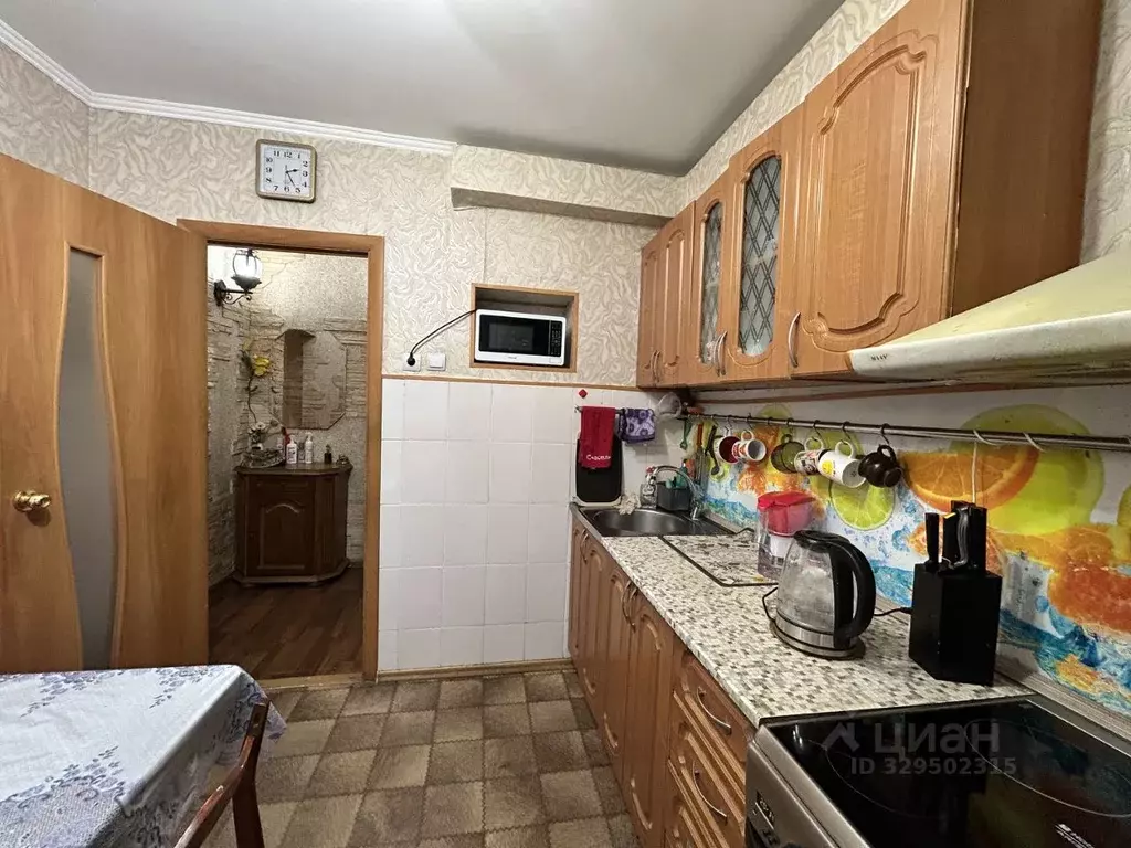 3-к кв. Омская область, Омск Харьковская ул., 27 (69.0 м) - Фото 2