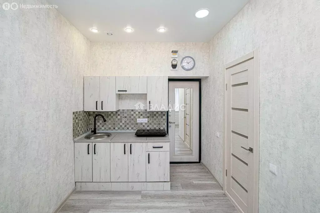 Квартира-студия: Нижний Новгород, улица Героя Рябцева, 16 (17 м) - Фото 1