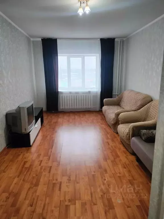 2-к кв. Брянская область, Брянск Авиационная ул., 17к1 (70.0 м) - Фото 1