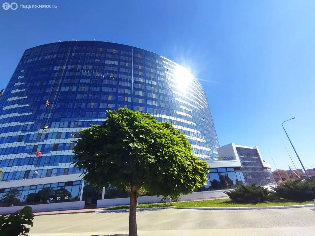 2-комнатная квартира: Астрахань, улица Бабефа, 6Вк3 (106.2 м) - Фото 0