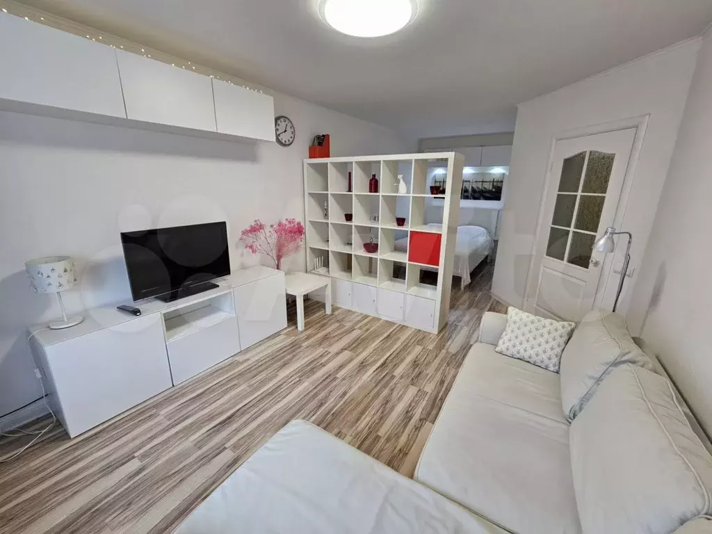 1-к. квартира, 40 м, 3/10 эт. - Фото 1
