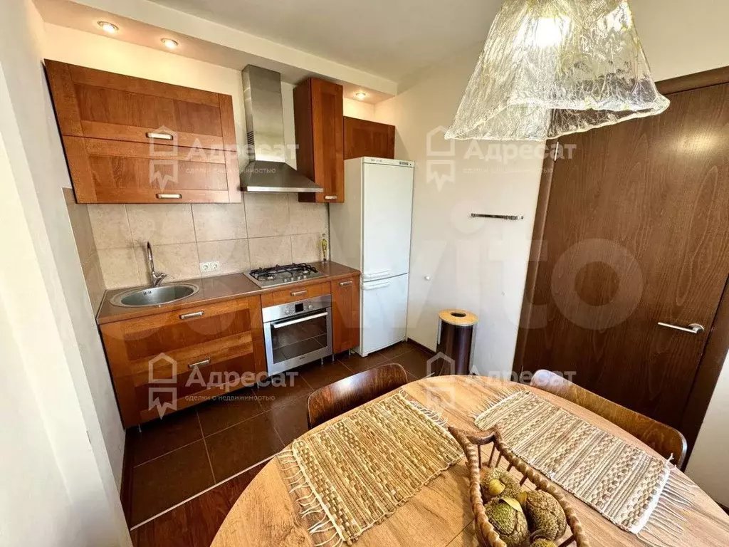 2-к. квартира, 55 м, 7/9 эт. - Фото 0
