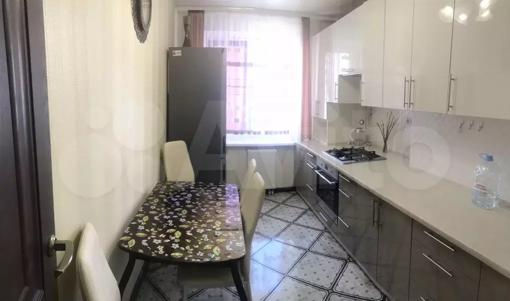 2-к. квартира, 65 м, 4/9 эт. - Фото 0