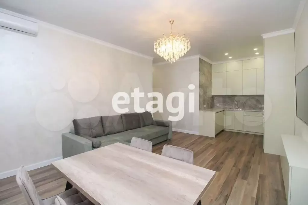 3-к. квартира, 87 м, 3/10 эт. - Фото 1
