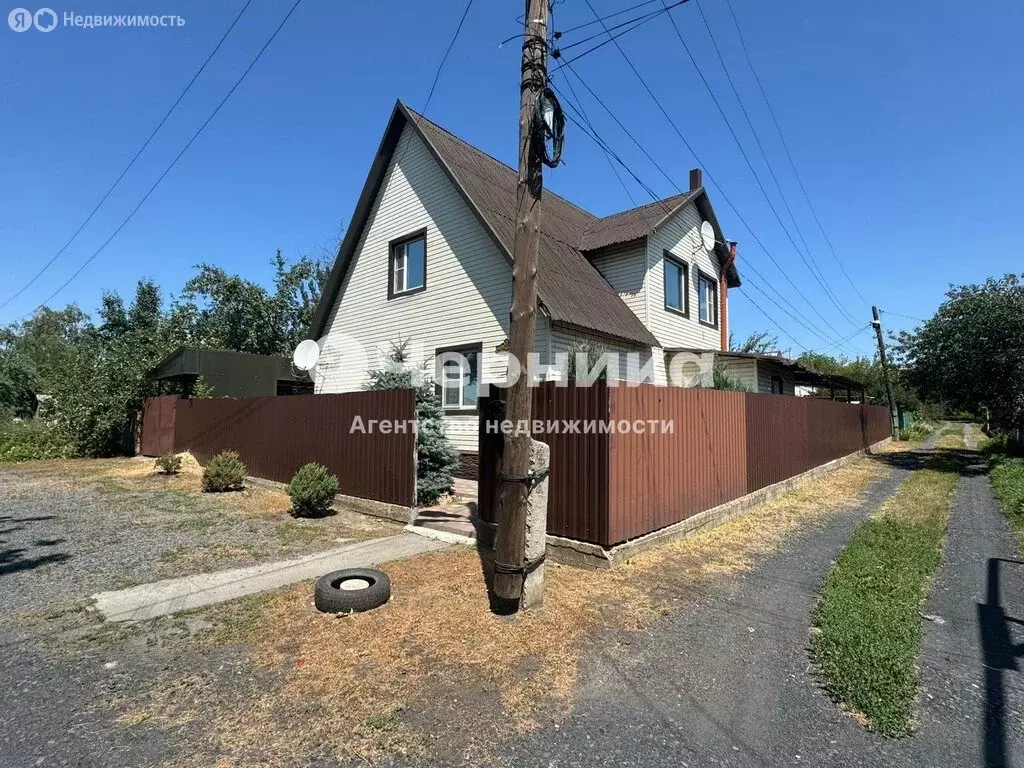 Дом в Новошахтинск, улица Трудящихся, 14А (158 м) - Фото 1