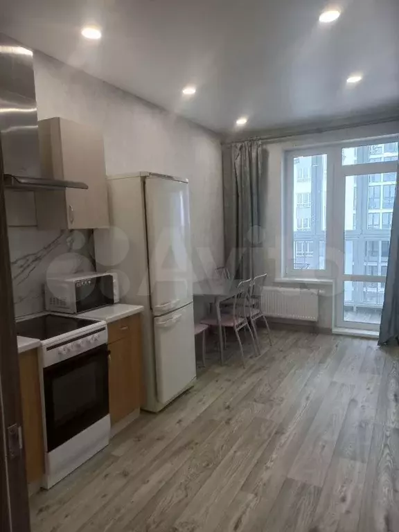 1-к. квартира, 43 м, 4/22 эт. - Фото 0