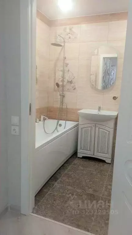 3-к кв. Саратовская область, Саратов Лунная ул., 30 (83.7 м) - Фото 1