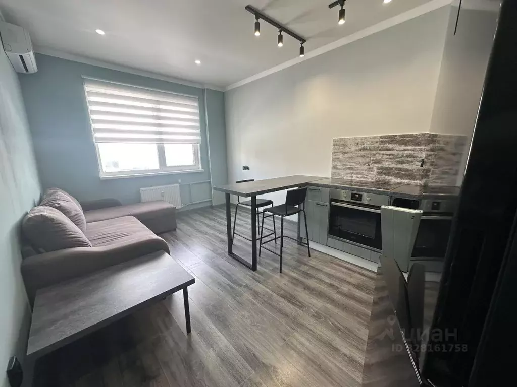 1-к кв. Оренбургская область, Оренбург ул. Дорофеева, 7 (37.2 м) - Фото 1