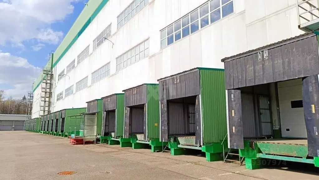 Производственное помещение в Москва ул. Поляны, 50с1 (2400 м) - Фото 0