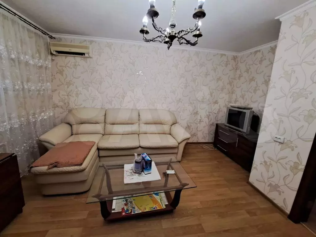 2-к. квартира, 50 м, 9/9 эт. - Фото 1