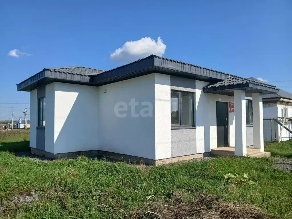 Дом в Башкортостан, Кармаскалинский район, Кабаковский сельсовет, д. ... - Фото 1